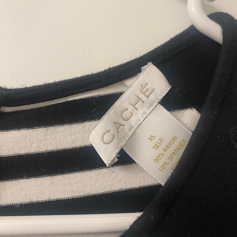 Cache Dress; Size XS - Picture 2 of 3